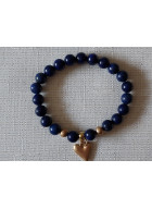 Elegantní náramek z lapis lazuli se zlatým srdcem