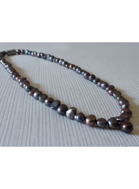 náhrdelník z tmavých říčních perel